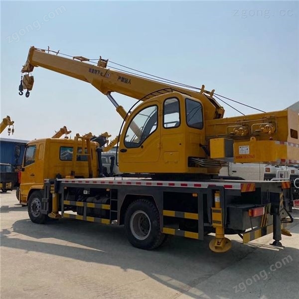 12噸吊車 東風(fēng)吊車圖片
