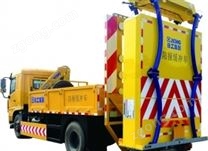 徐工 XGS5121TFZD6 防撞緩沖車